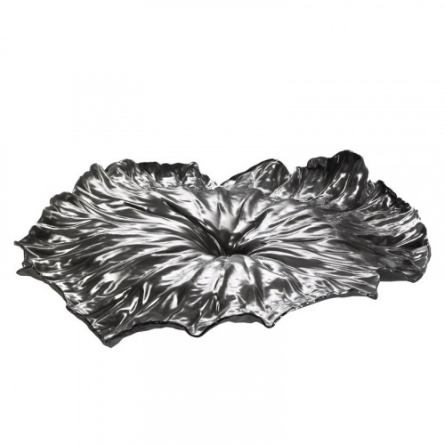 блюдо a lotus leaf в Великом Новгороде
